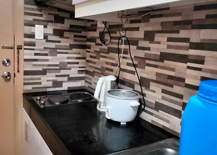 28th Floor Tower C 1-bedroom Unit With Netflix And Free Wifi Manila