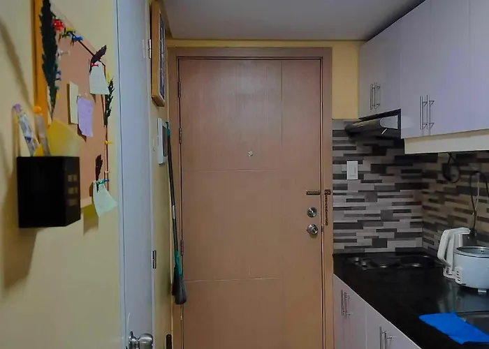 28th Floor Tower C 1-bedroom Unit With Netflix And Free Wifi * Manila