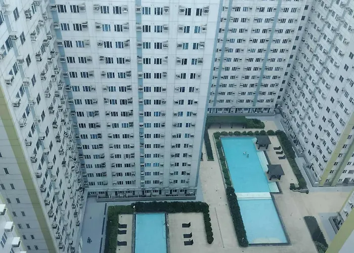 28th Floor Tower C 1-bedroom Unit With Netflix And Free Wifi Manila
