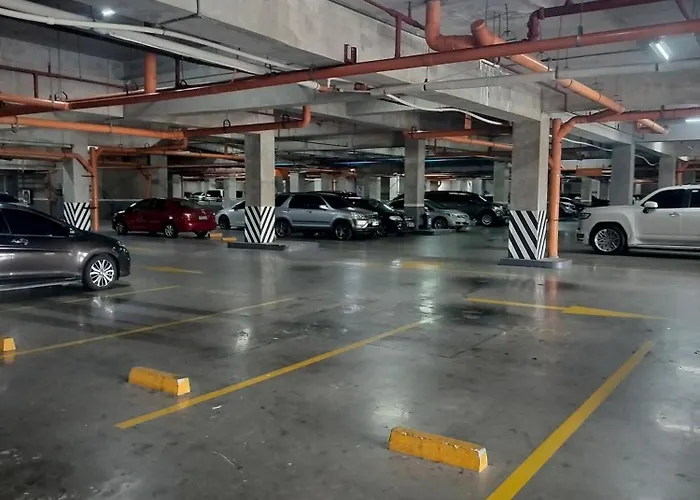 28th Floor Tower C 1-bedroom Unit With Netflix And Free Wifi